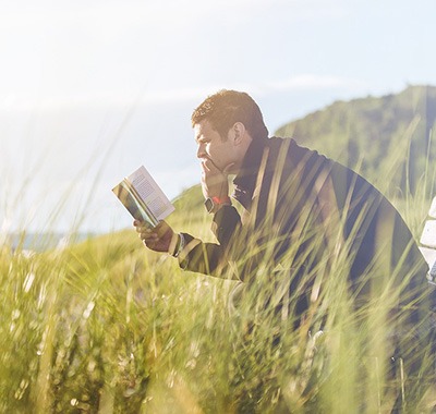 Des idées de lecture pour un été inspirant - iRiS Intuition